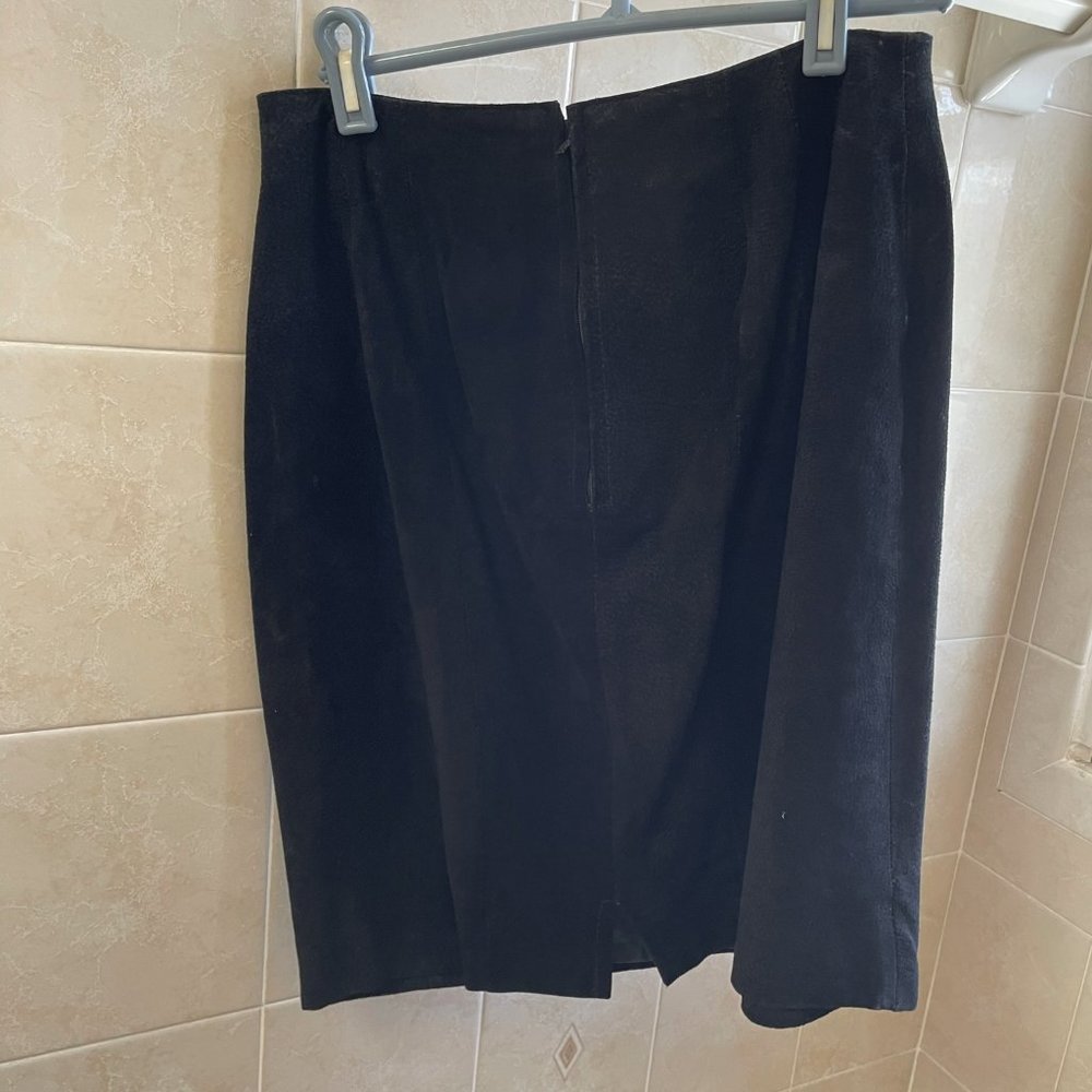 Black Suede Skirt - Knee Length - Picture 3 of 8